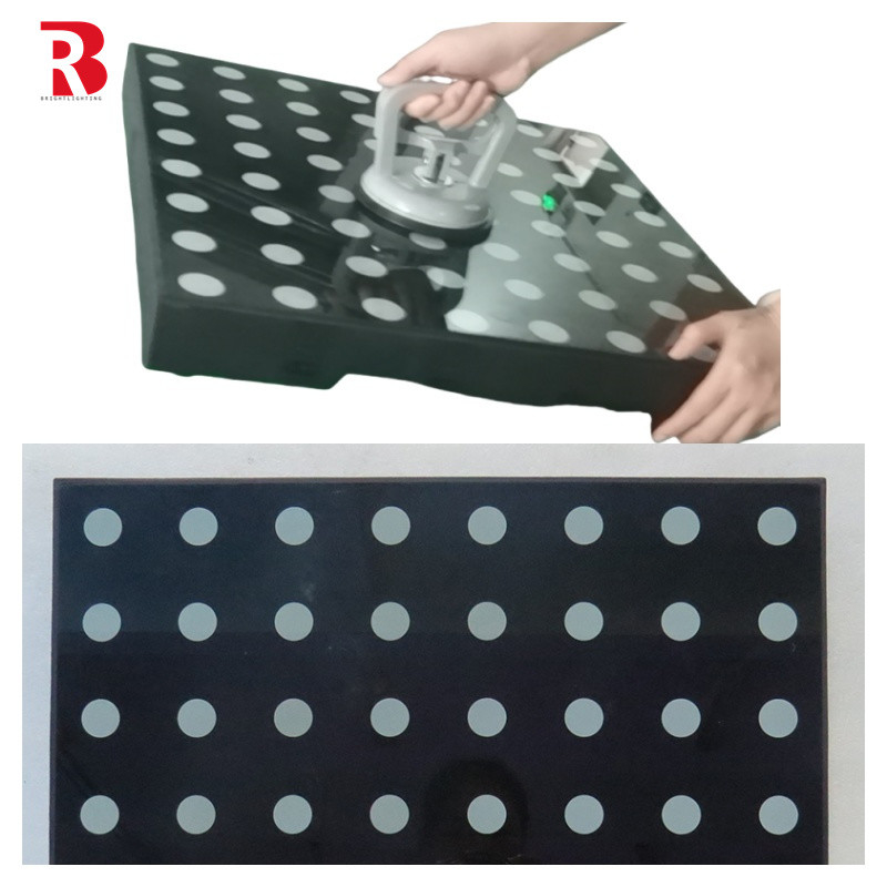50*50 Tambahkan sentuhan inovasi ke acara Anda dengan lantai dansa LED Interaktif