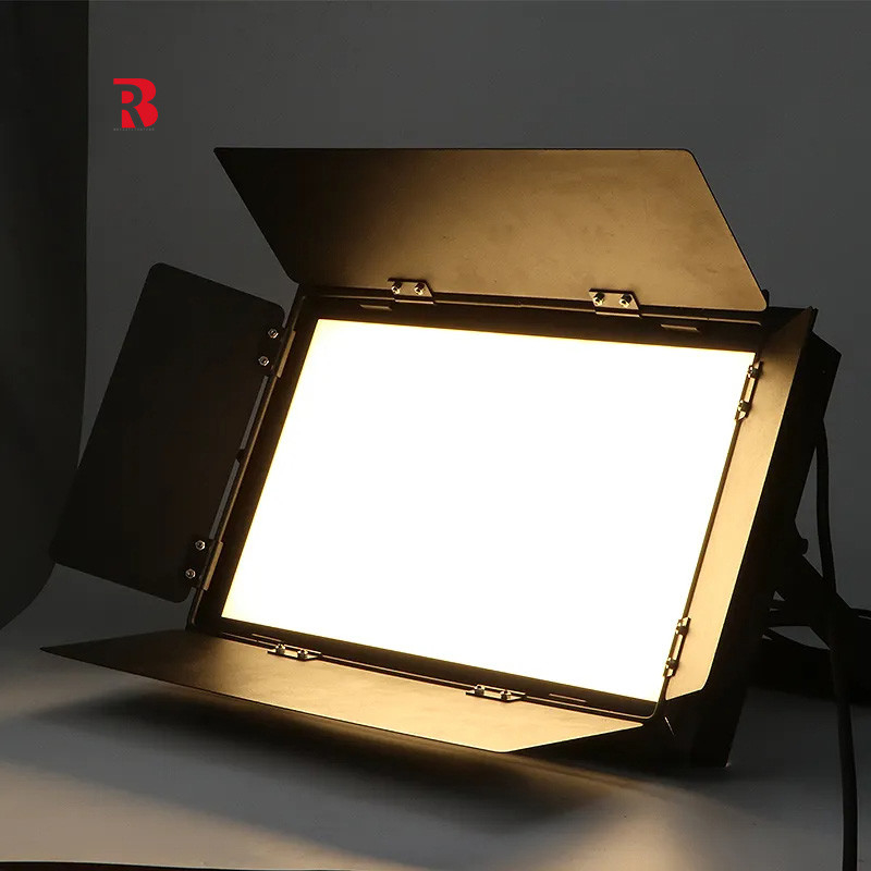 DMX 300W RGBYW Full Color LED Studio Stage Light Dengan 2/10CH